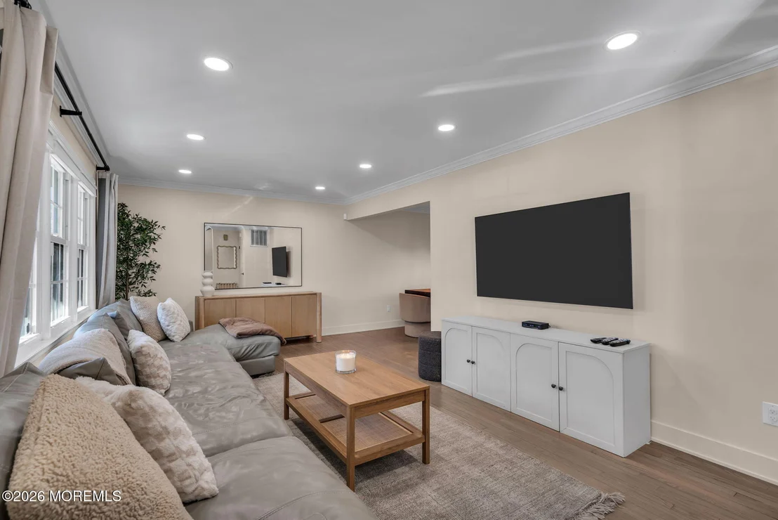 Photo of 41 Adamston Drive