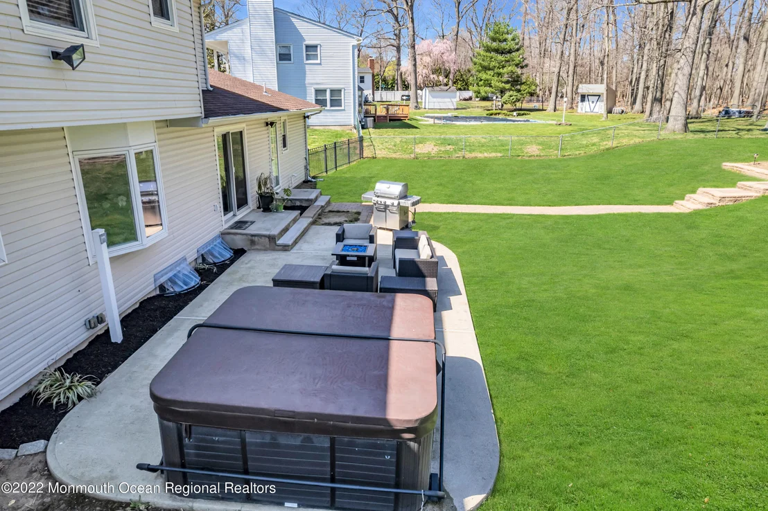 Photo of 7 Algonquin Drive