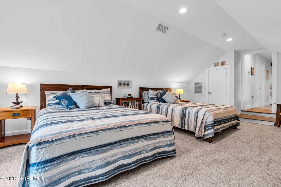 Photo of 237 Bay Shore Drive