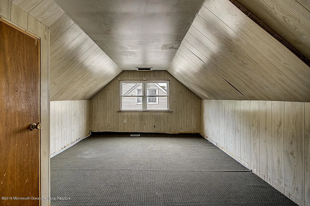 Photo of 329 Edgeview Road