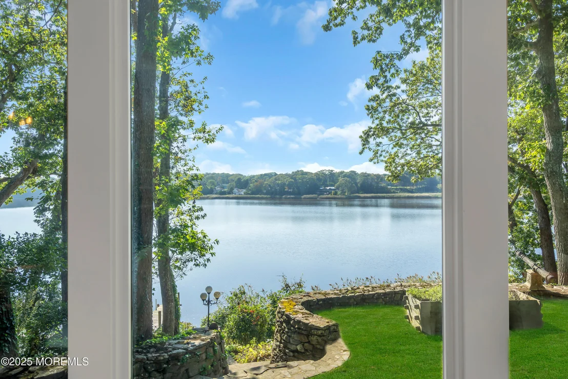Photo of 2403 Riverside Terrace