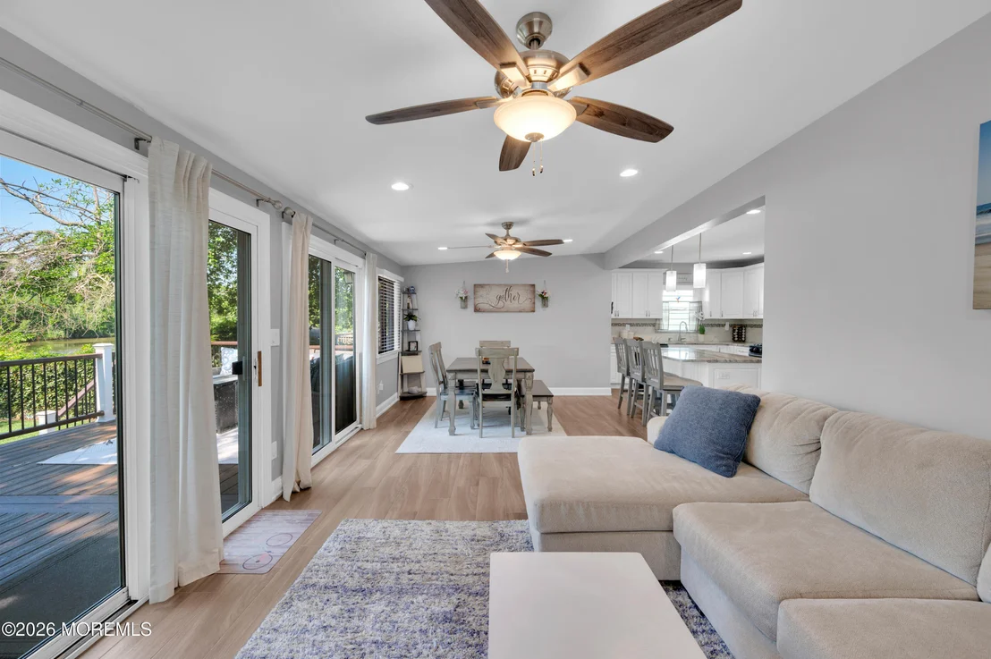 Photo of 741 Manor Drive