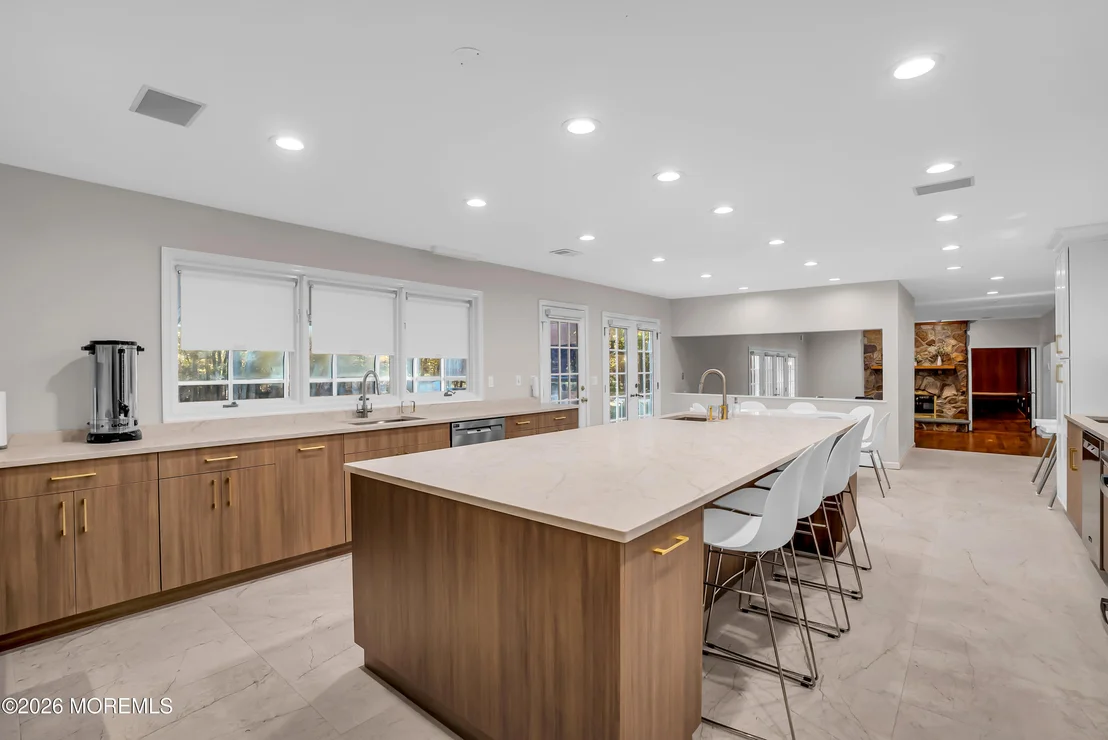 Photo of 49 Grand Boulevard