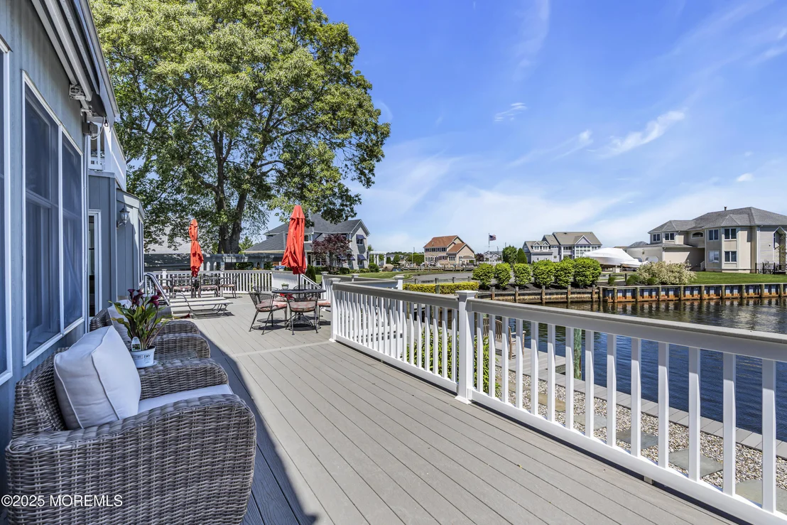 Photo of 560 Midwood Drive