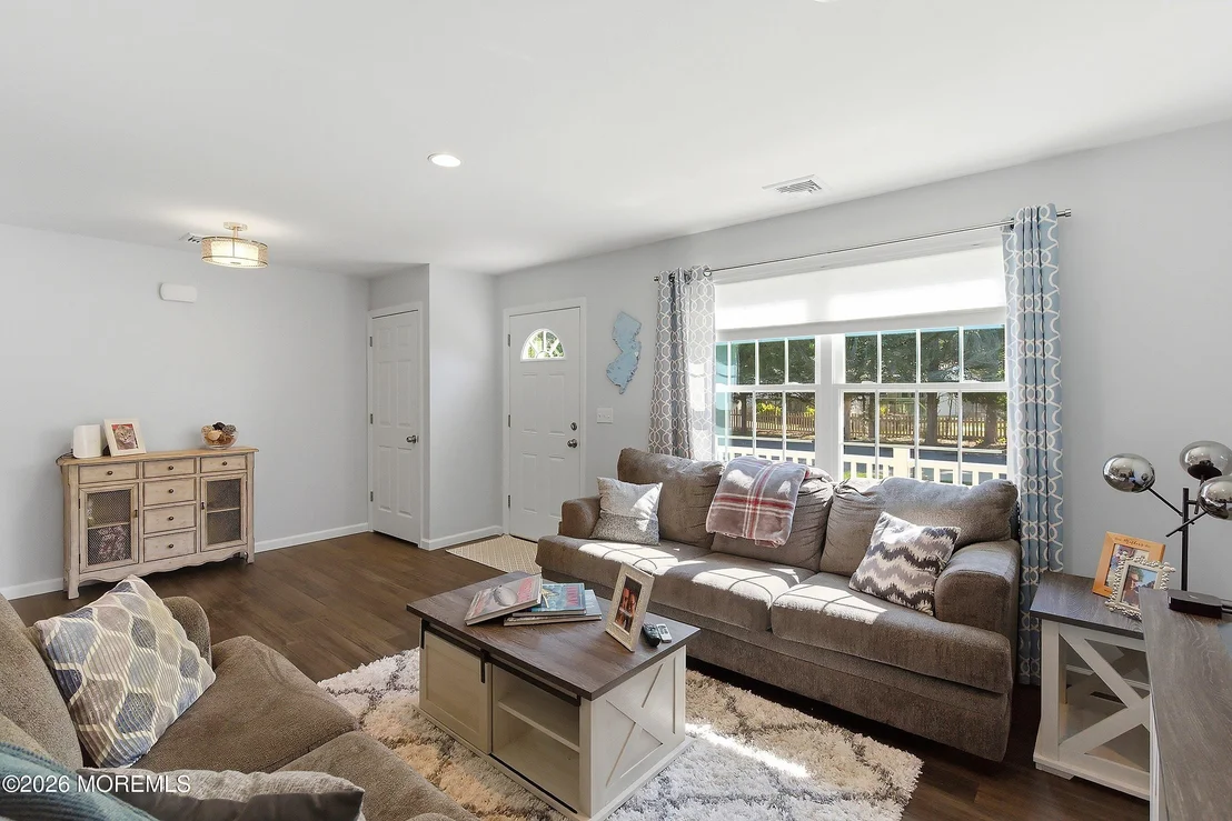 Photo of 1346 Lee Way