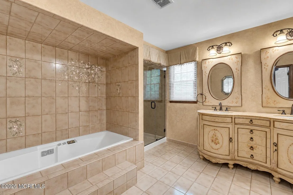 Photo of 65 Devonshire Drive