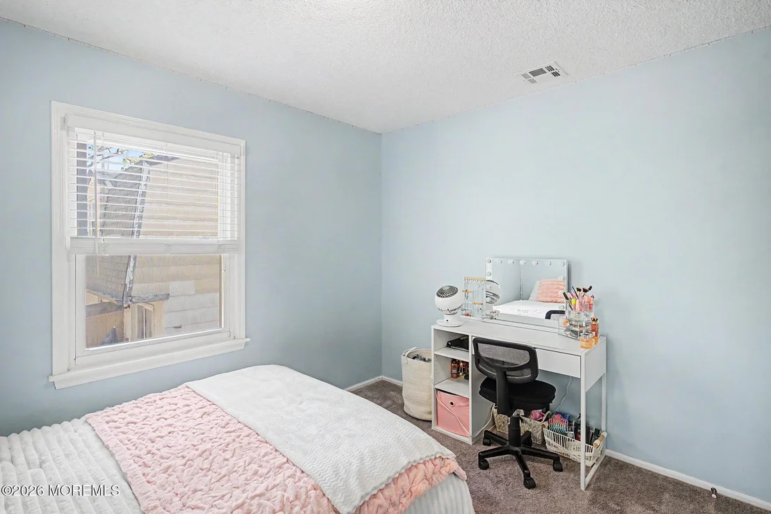 Photo of 710 Western Lane