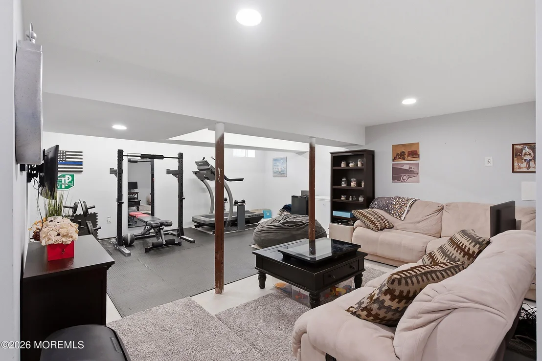 Photo of 8 Arboretum Drive