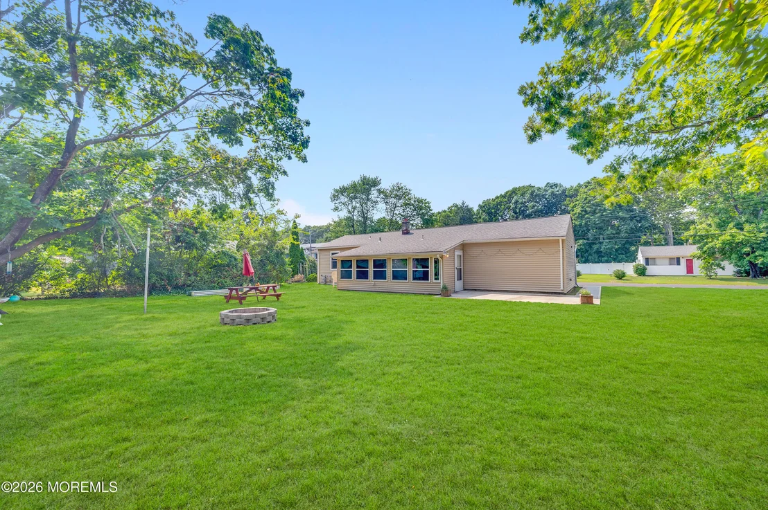 Photo of 271 Sky Manor Boulevard