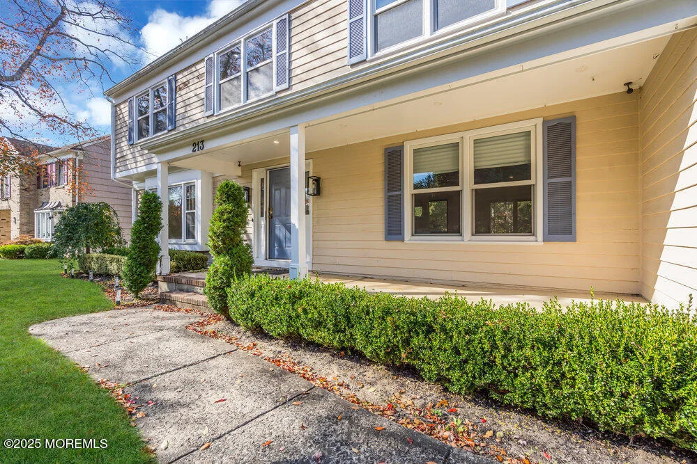 Photo of 213 Jumping Brook Drive