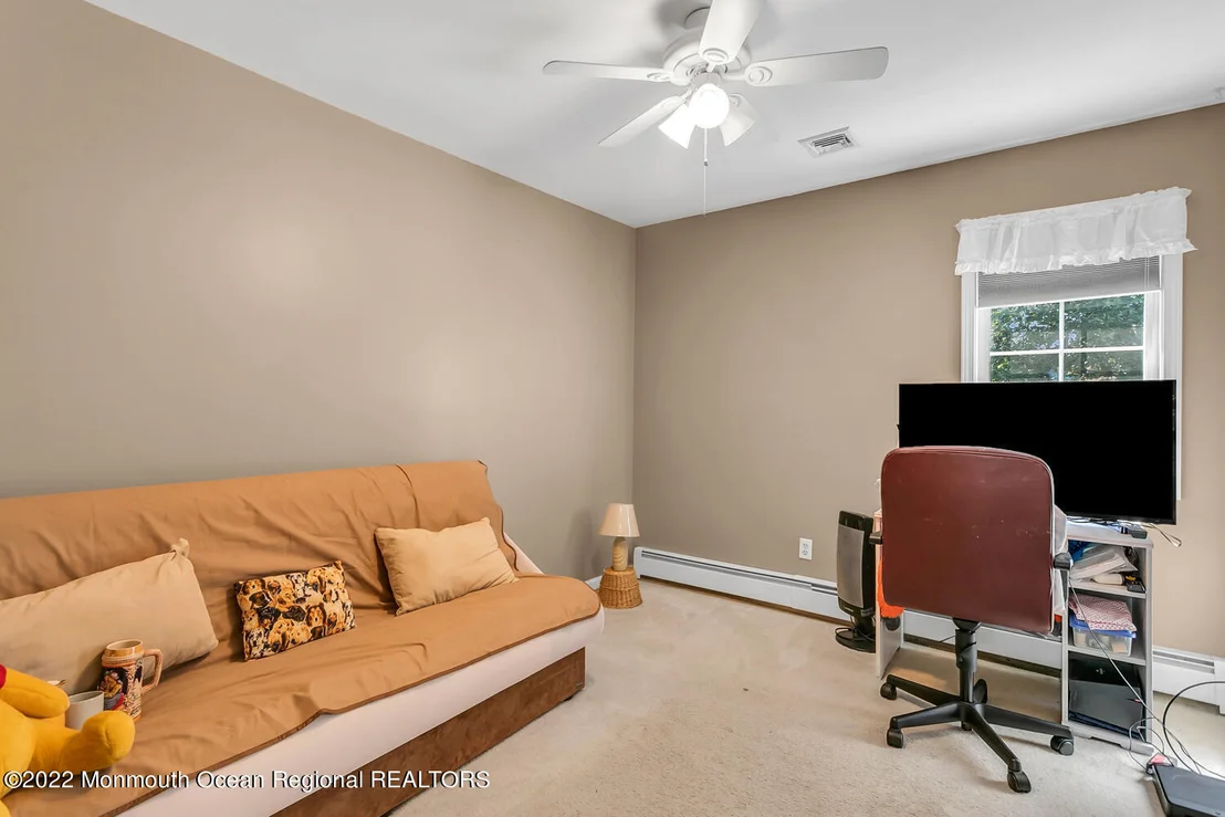 Photo of 933 Birch Drive