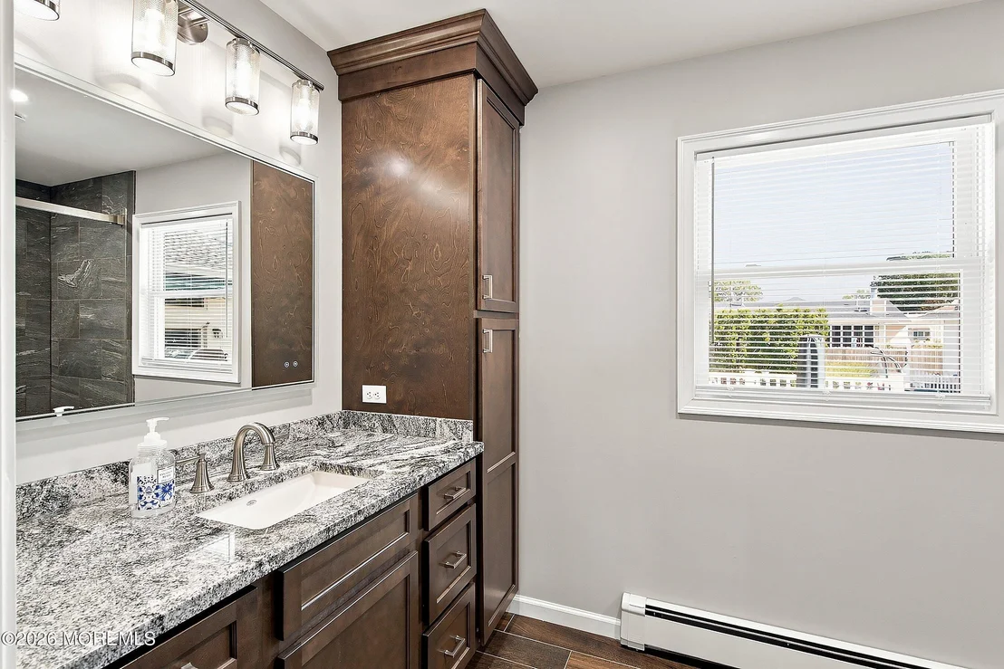 Photo of 213 Lorraine Place