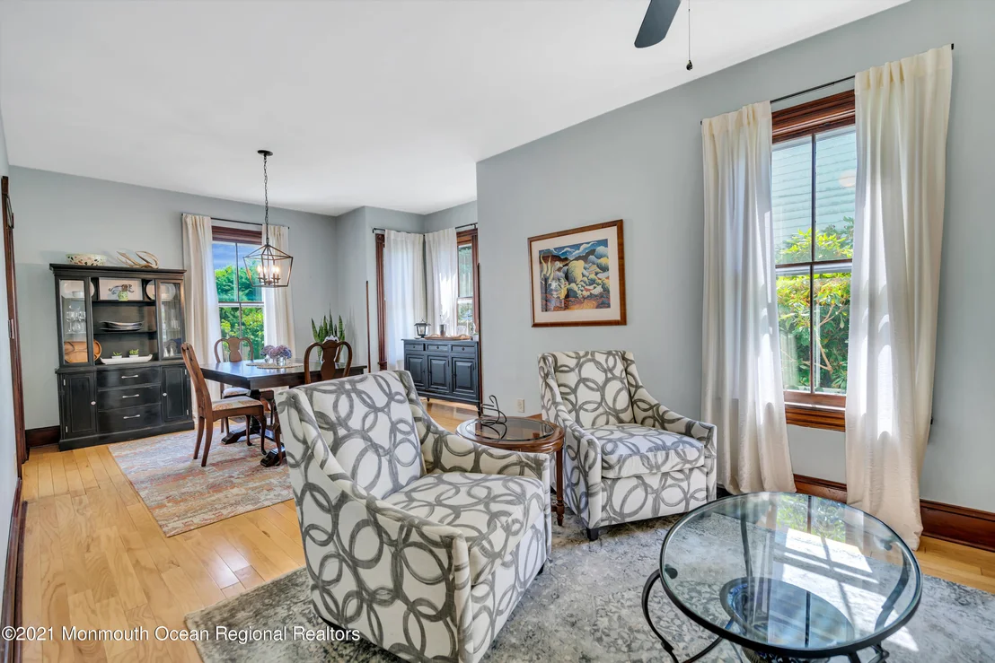 Photo of 32 Marcellus Avenue