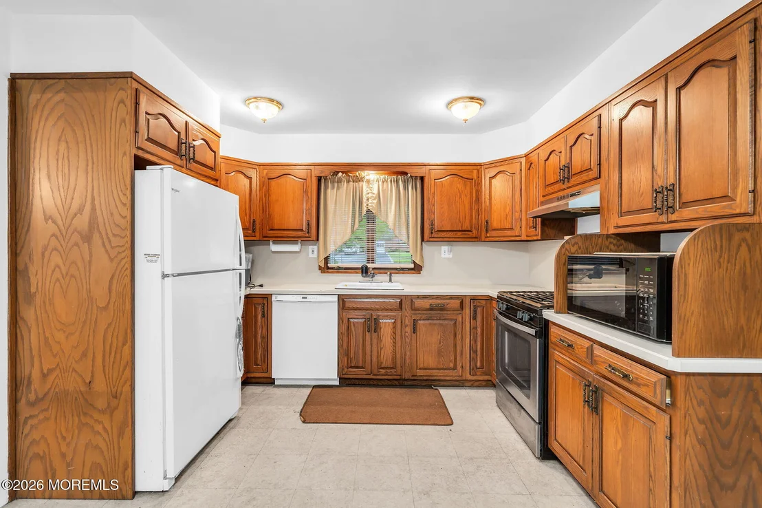 Photo of 580 Lloyd Road