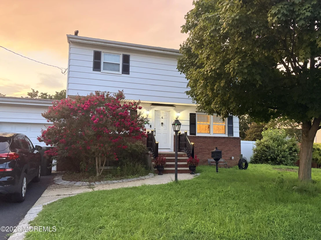 Photo of 4 Bucknell Drive