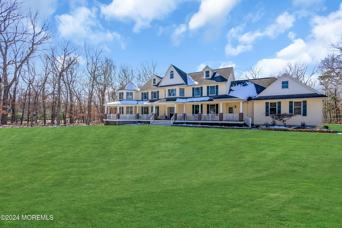 Photo of 394 Black Oak Road