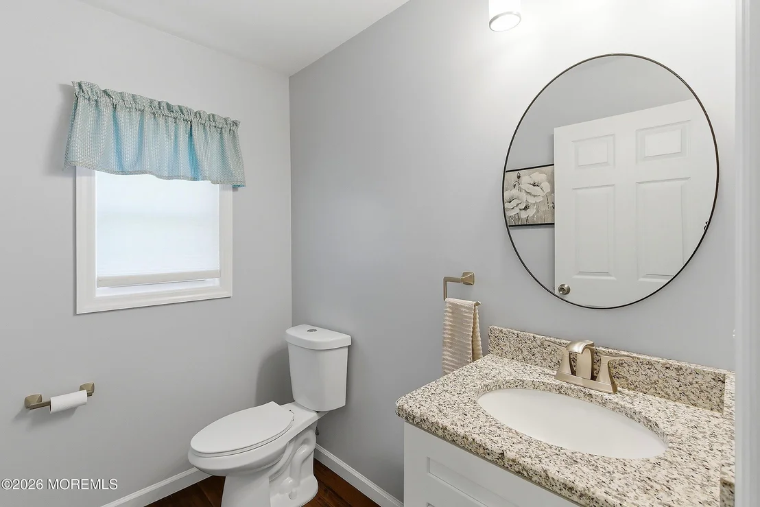 Photo of 1346 Lee Way