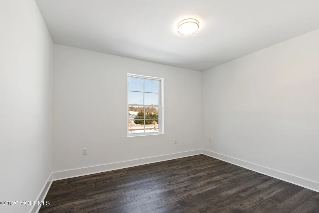 Photo of 140 Locust Avenue