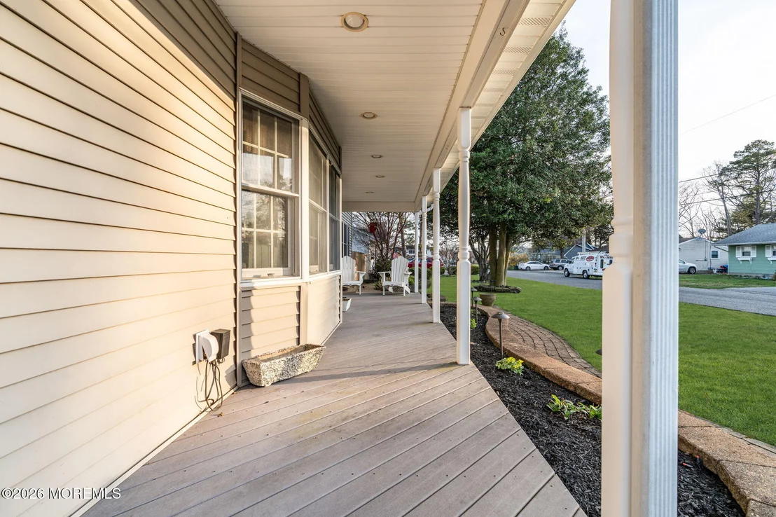 Photo of 475 Admiral Road