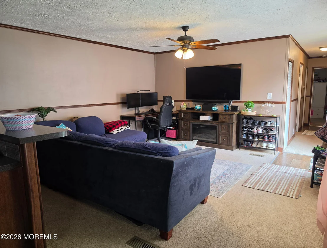 Photo of 31 Henry Circle