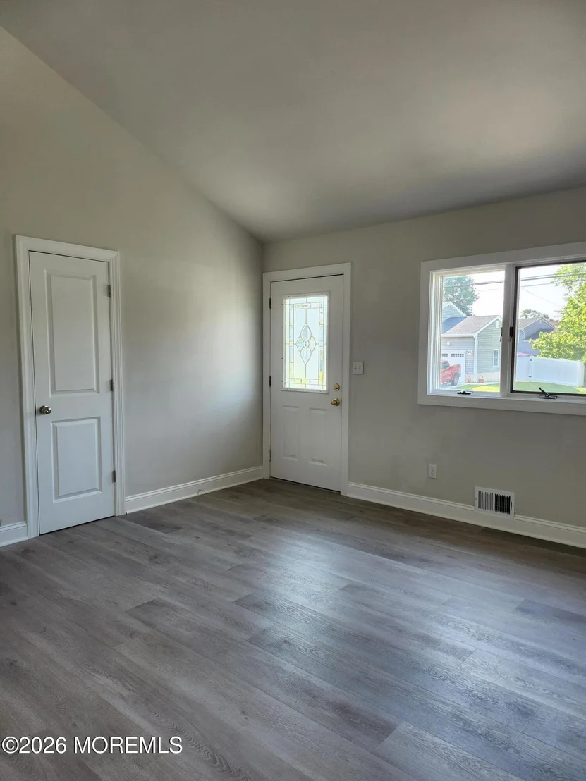 Photo of 37 Irwin Place