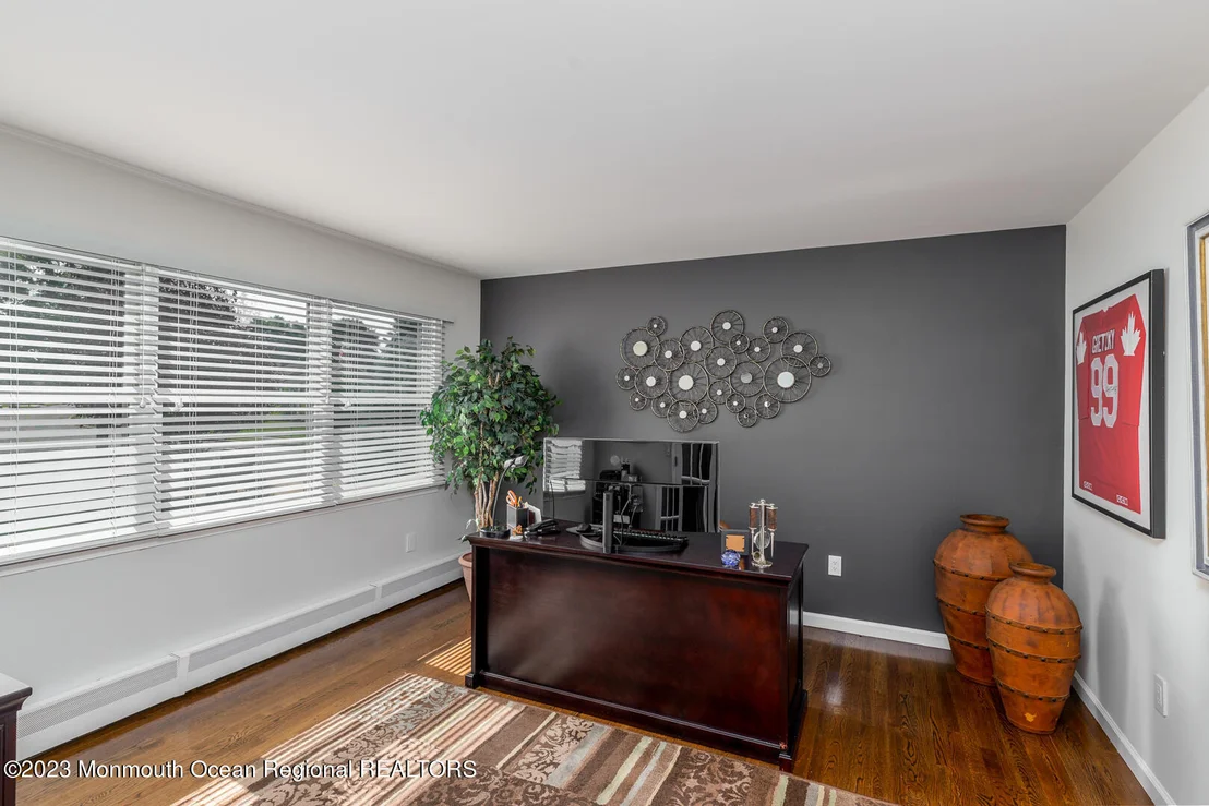 Photo of 74 Oak Knoll Drive