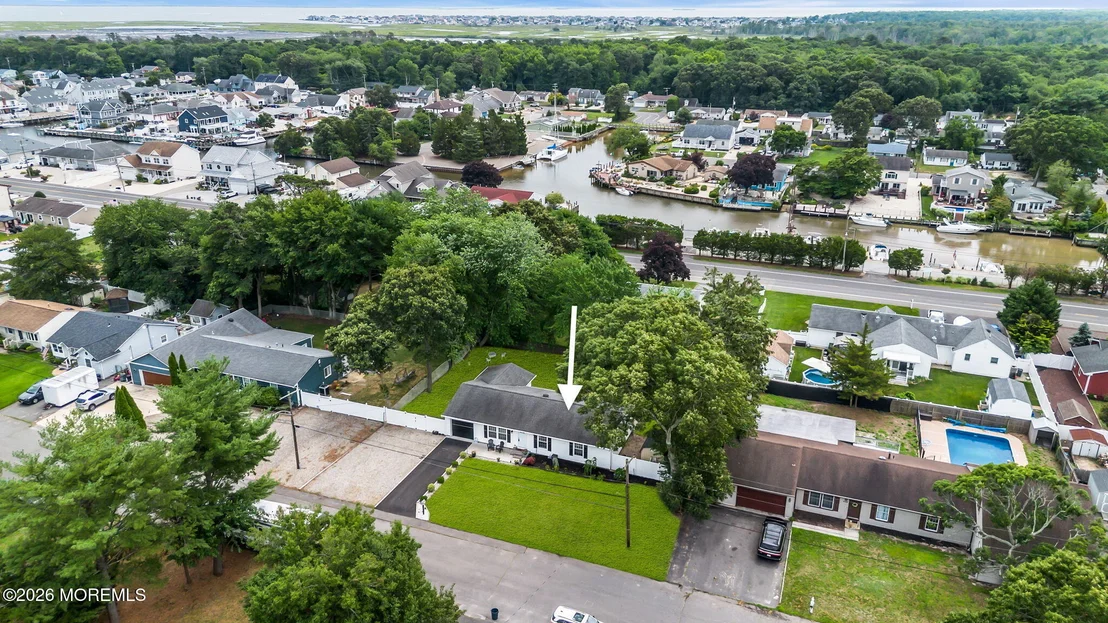 Photo of 417 Chestnut Drive