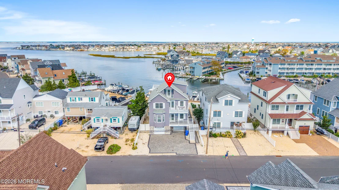 Photo of 412 6th Avenue