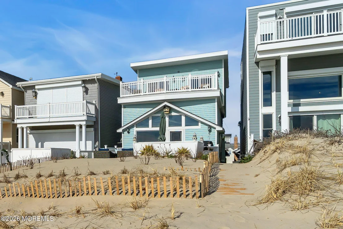Photo of 55 Beachfront
