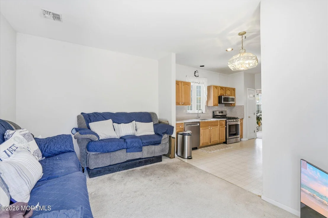 Photo of 23 Jumping Brook Lane