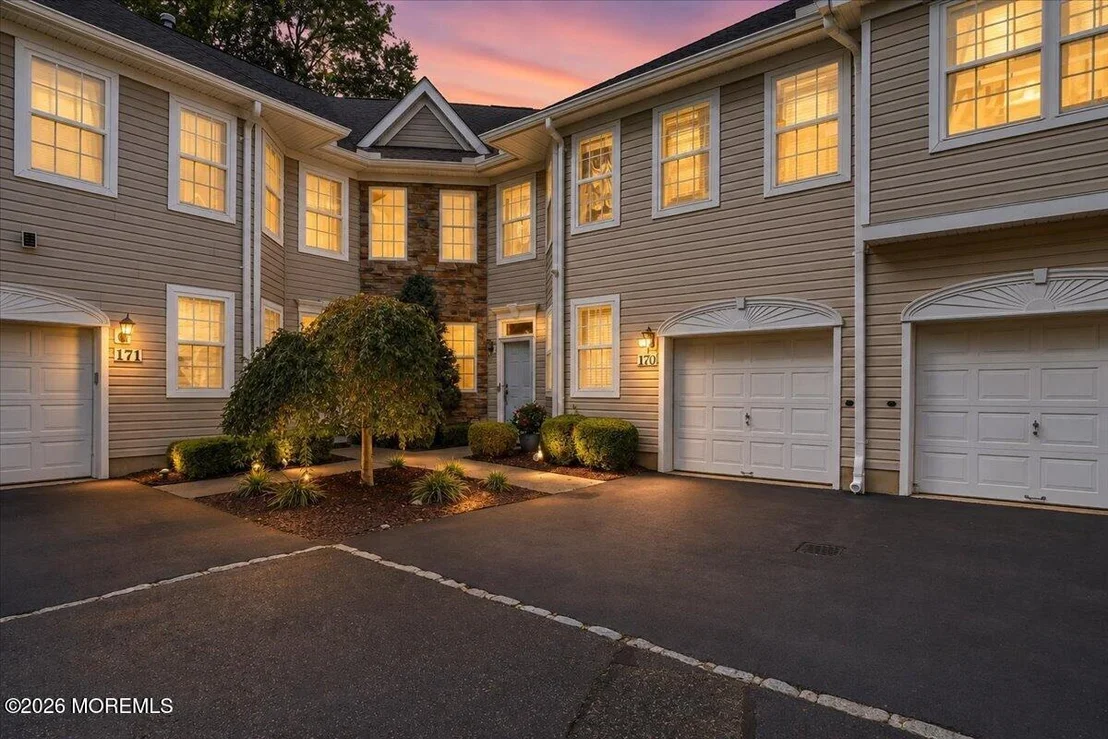 Photo of 170 Shinnecock Drive