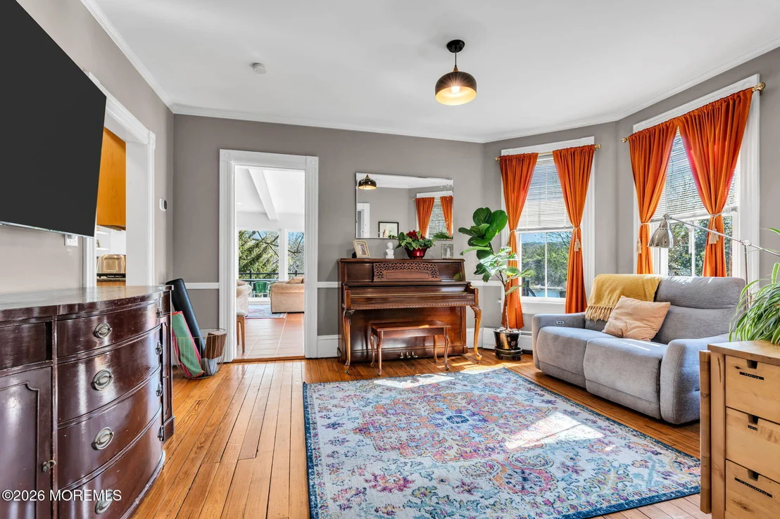 Photo of 531 Locust Point Road