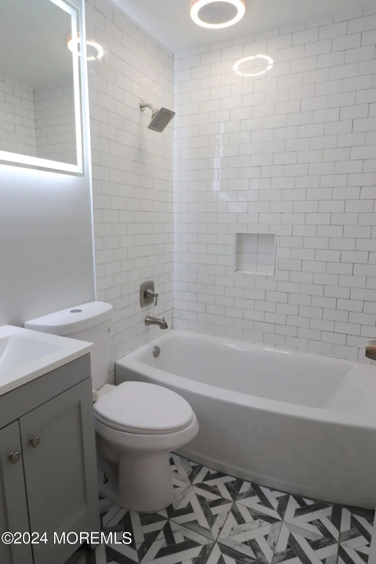Photo of 24 Carlow
