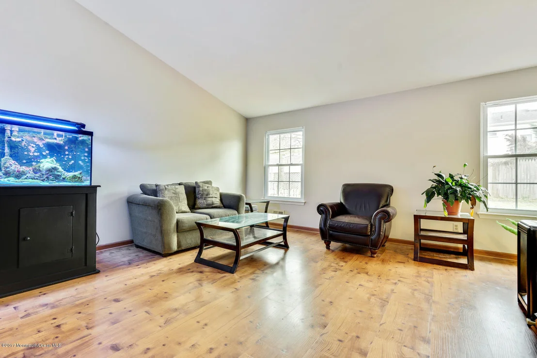 Photo of 68 Barnegat Boulevard