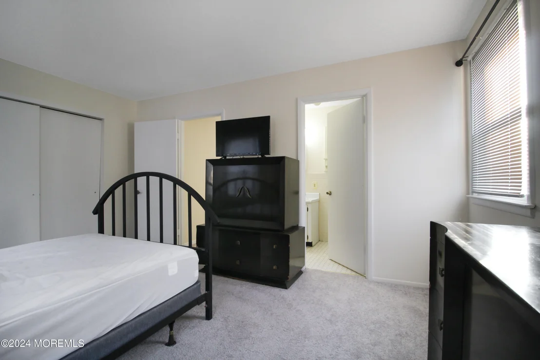 Photo of 52 Chelsea Drive