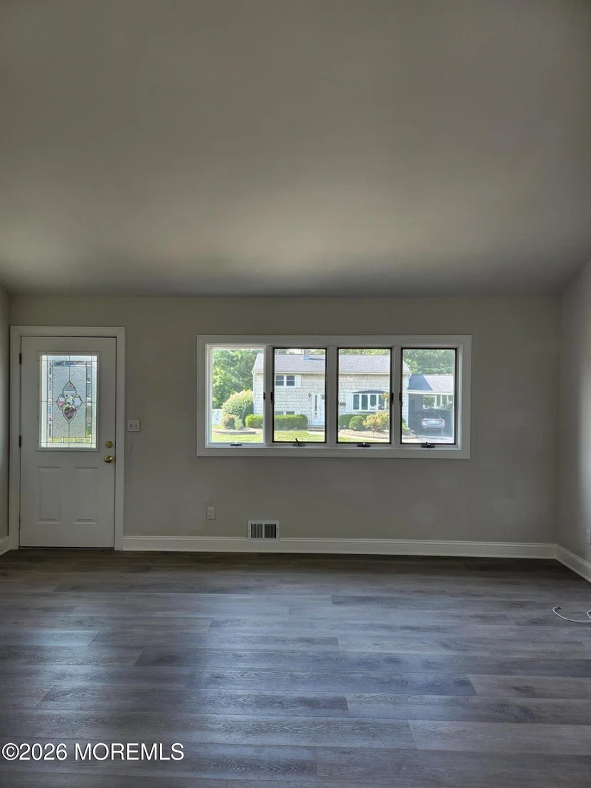 Photo of 37 Irwin Place