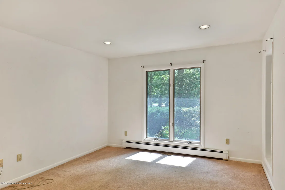 Photo of 2114 Shadowbrook Drive