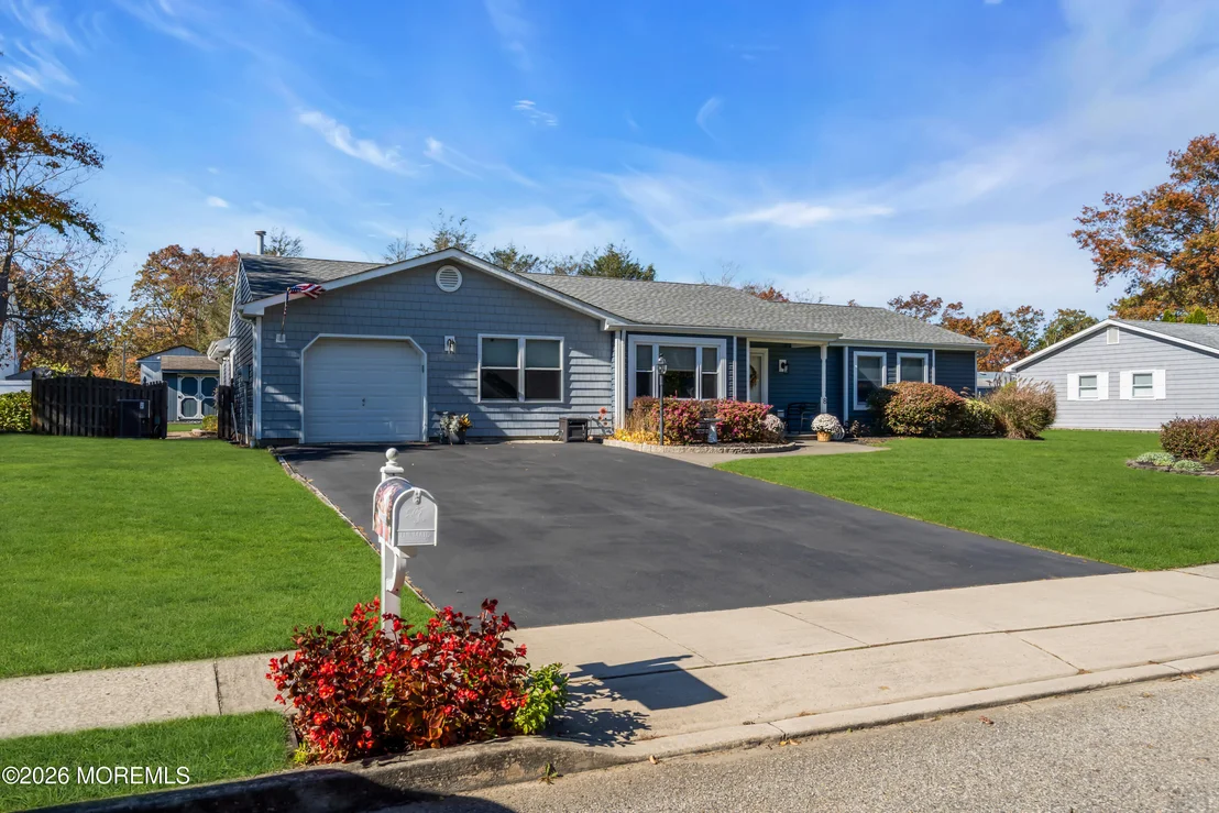 Photo of 8 Eagle Drive