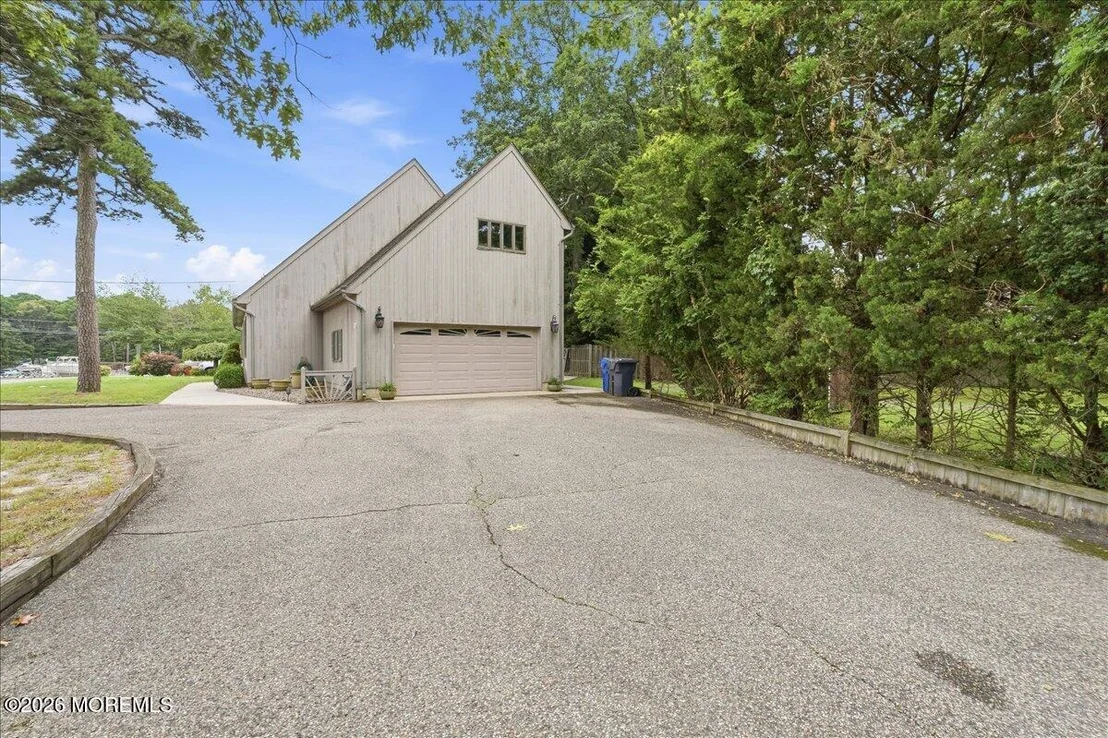 Photo of 483 Drum Point Road