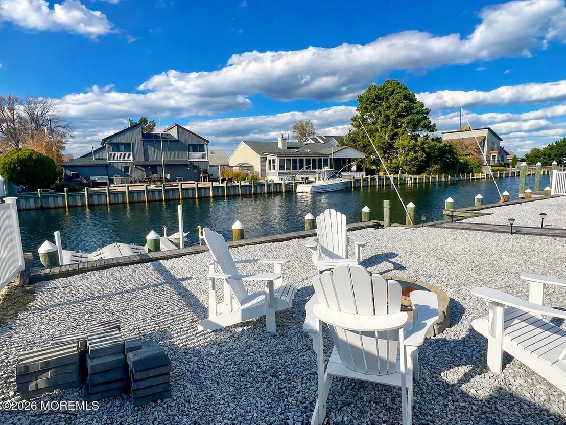 Photo of 810 Leeward Drive