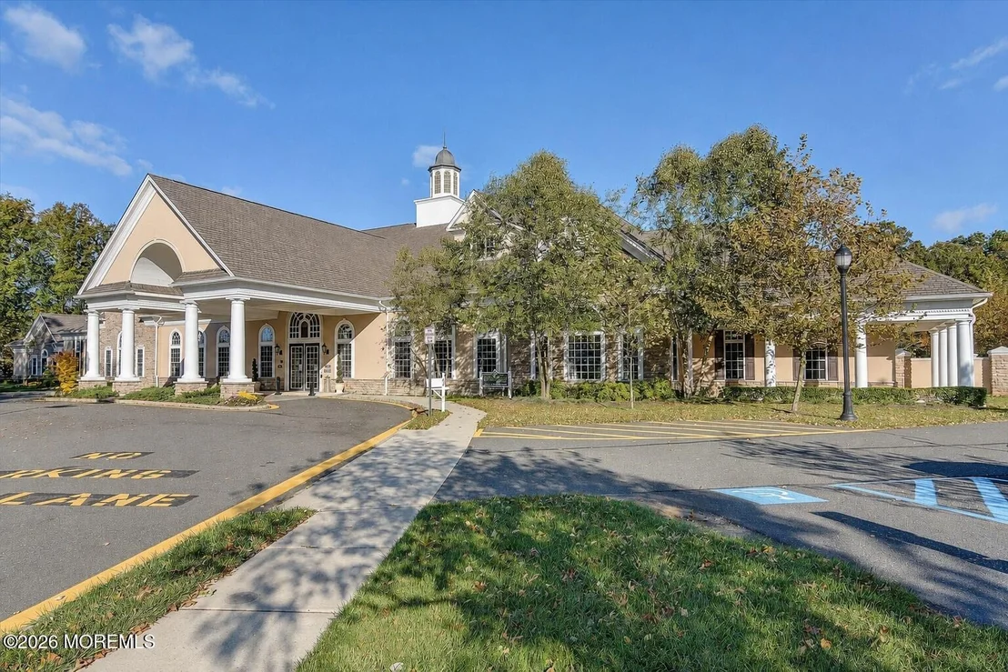 Photo of 17 Silver Charm Road
