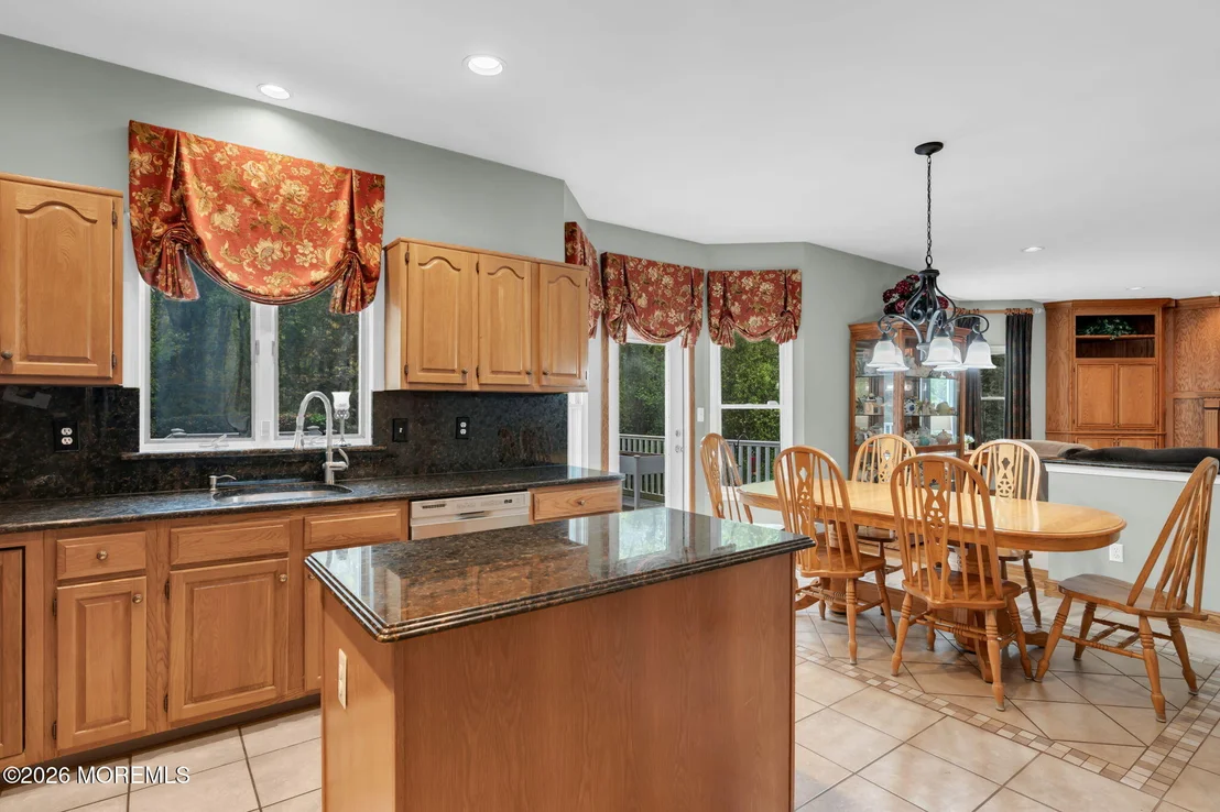 Photo of 4 Quaker Hill Road