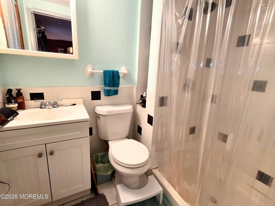 Photo of 1210 Taylor Lane