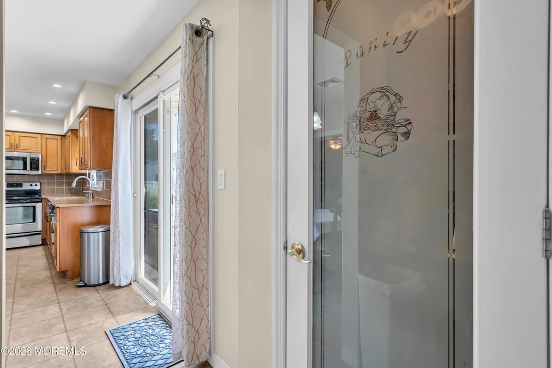 Photo of 421 Leanora Street