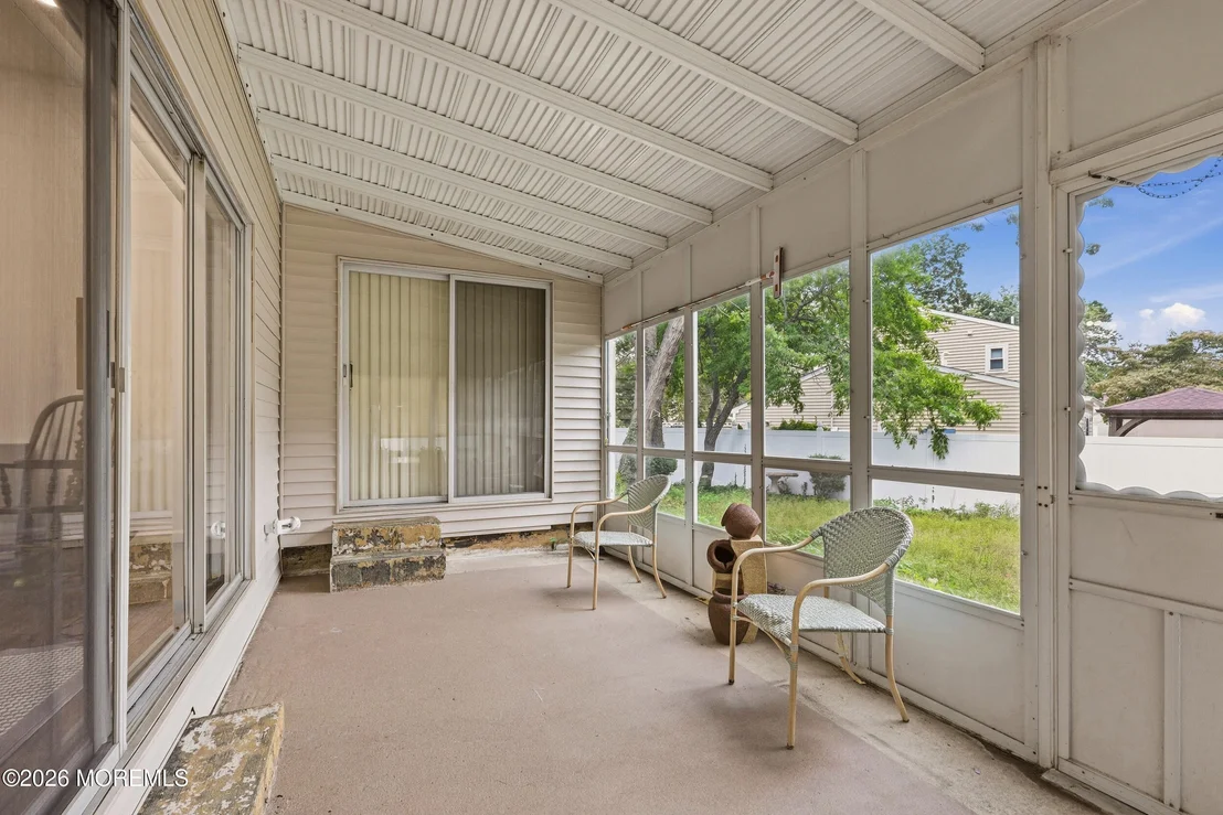 Photo of 1006 Amethyst Drive