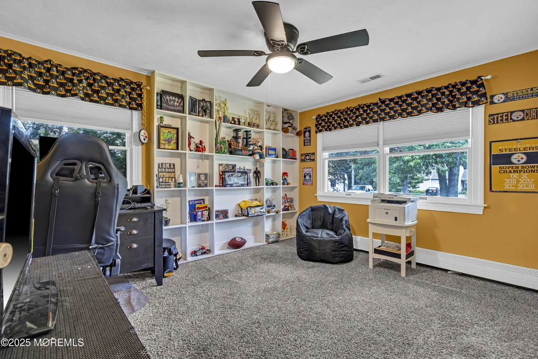 Photo of 110 4th Avenue