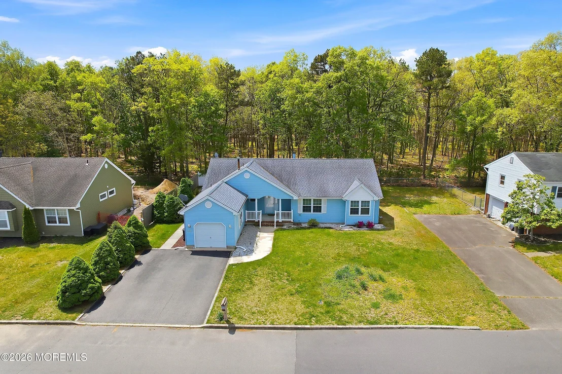 Photo of 203 Sunset Drive