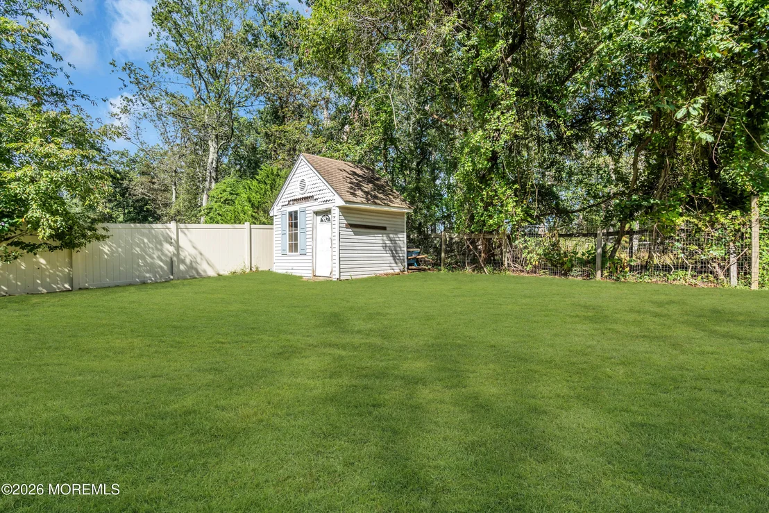 Photo of 381 Glenn Road
