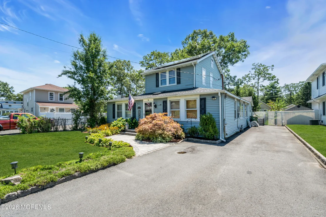 Photo of 637 Prospect Avenue