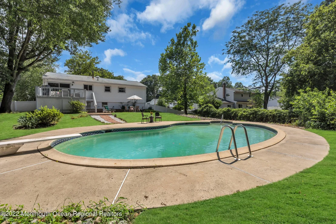 Photo of 19 Warren Drive